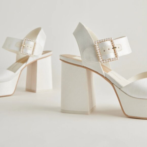 Dolce Vita Bobby Pearl Buckle Chunky Heels White Pearls Size 8 Retail $160.00 - Picture 3 of 16